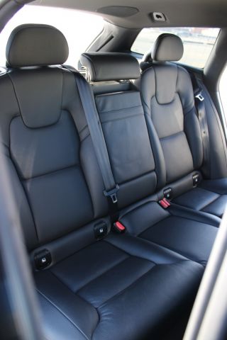 649688-31 Volvo V90 Inscription D4 FWD (13260mil) YGZ 925 -2017