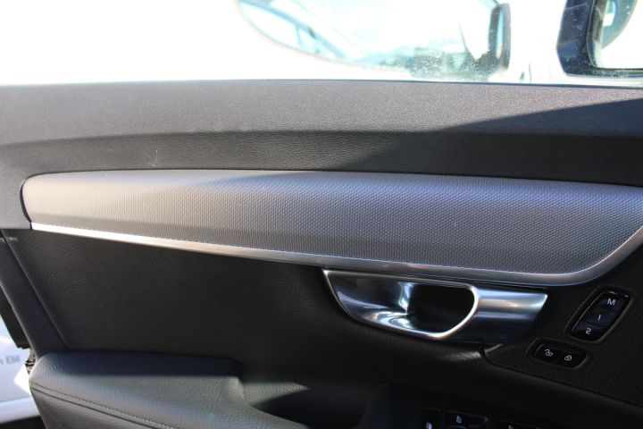 649688-56 Volvo V90 Inscription D4 FWD (13260mil) YGZ 925 -2017