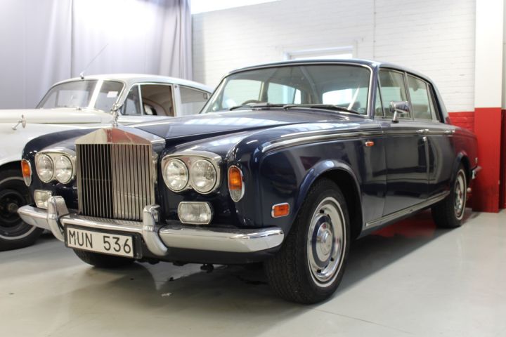 524414-1 Rolls-Royce Silver Shadow sedan 6.8 V8 automatic -1975 (200hp)