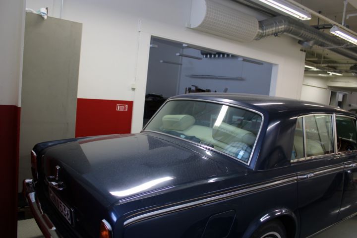 524414-5 Rolls-Royce Silver Shadow sedan 6.8 V8 automatic -1975 (200hp)