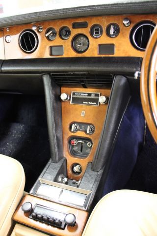 524414-14 Rolls-Royce Silver Shadow sedan 6.8 V8 automatic -1975 (200hp)