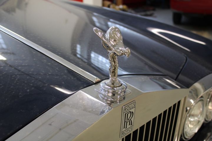 524414-23 Rolls-Royce Silver Shadow sedan 6.8 V8 automatic -1975 (200hp)