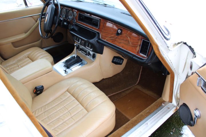 Jaguar XJ LWB 3.4 XK6 automatic -1977 (161hp, 59646km) - PS