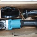 650744-3 Angle grinder Makita DGA504Z (Naked)