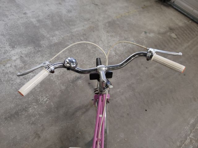 650876-6 Pink lady bike from cresent