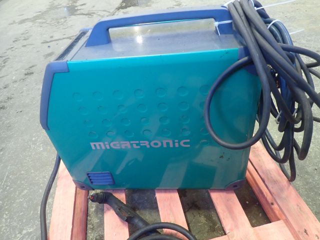 599518-4 Migatronic zeta 100 Plasma Cutter