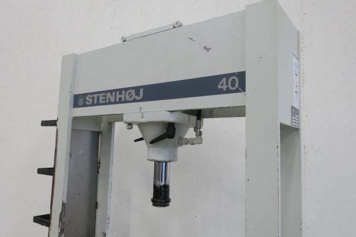 640409-7 Workshop press Stenhøj 502601 40 tons