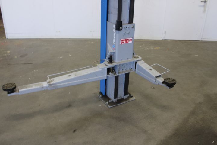 649937-3 2-Pillar Ravaglioli KPX337 3.2t -2014