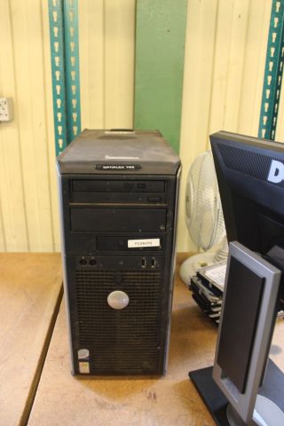 650046-2 Shelf with various Computer Parts