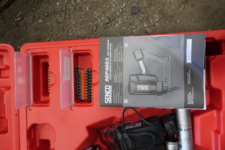 651045-6 Gas powered concrete nail gun, Senco SGP40S