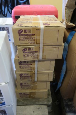 651056-10 Concrete nail tool, MAX HN120, with 11 cardboard nails