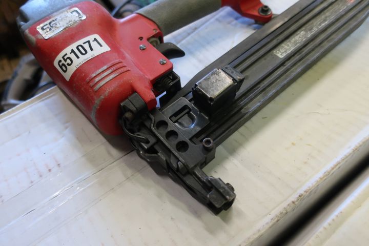 651071-5 Staple gun Senco SNS 41