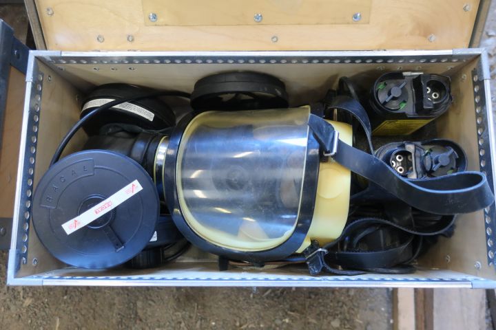 651111-1 Fresh air mask, battery operated, Powerflow