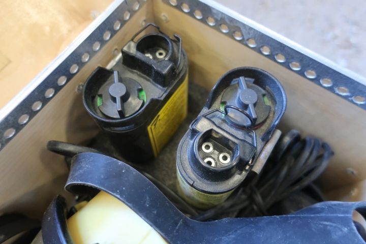 651111-4 Fresh air mask, battery operated, Powerflow