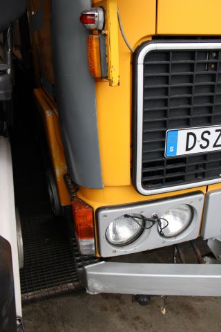 654508-27 Volvo F10 43 6x2 -85 Reg.no: DSZ075 292814 km