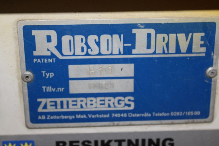 654508-29 Volvo F10 43 6x2 -85 Reg.no: DSZ075 292814 km