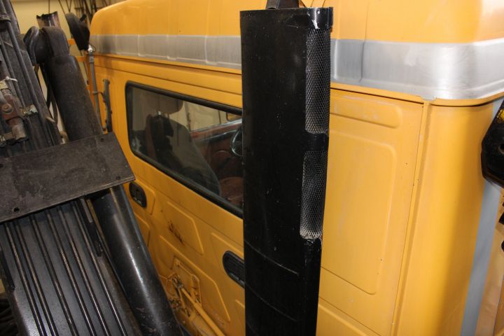 654508-49 Volvo F10 43 6x2 -85 Reg.no: DSZ075 292814 km