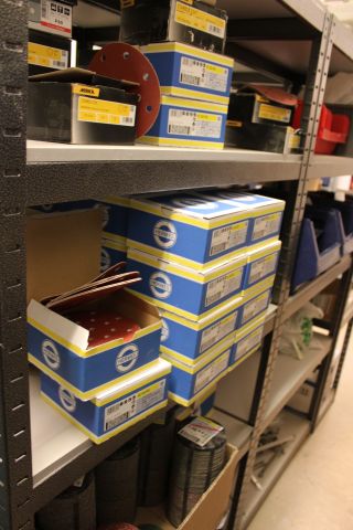 653351-1 Shelf with abrasive paper 90x43x180cm