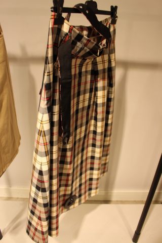 654529-133 Clothes from Gillblad's, about 260 garments