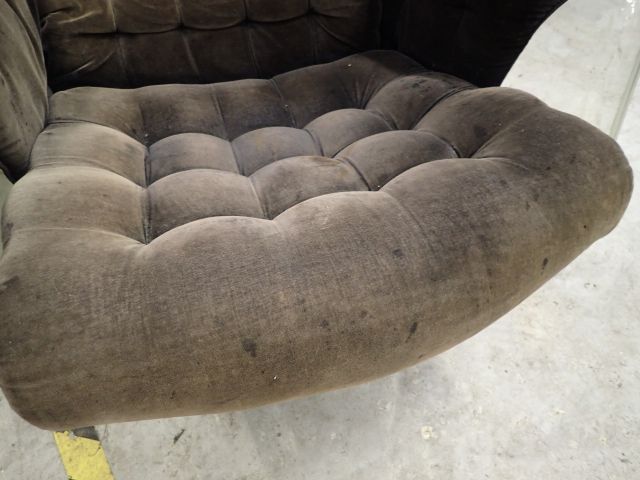 618227-11 Galaxy design armchair in plastic