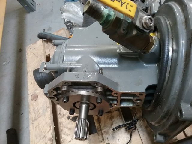 655194-7 Yanmar 39 hp diesel engine 3JH3E with transmission