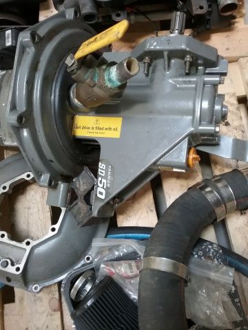 655194-8 Yanmar 39 hp diesel engine 3JH3E with transmission