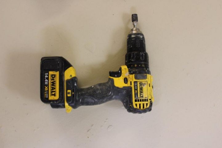 653285-3 Screwdriver x2 - DeWalt