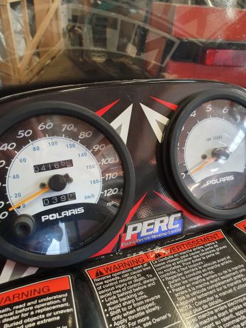 652051-4 Polaris Switchback 600 -2005 Reg No XMD 815