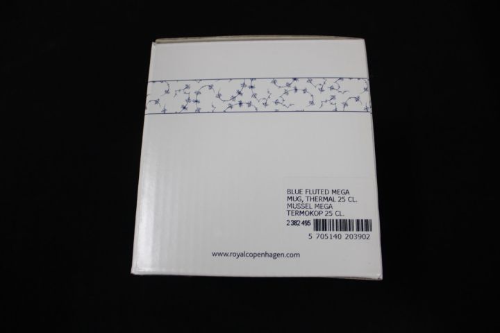 655603-4 6 pieces Royal Copenhagen Blue Fluted Mega Thermal mold 25cl