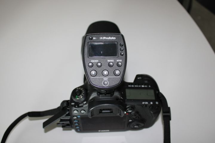 652801-10 System camera, Canon EOS 5D Mark IV with lens