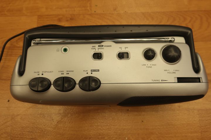 628722-2 10th Radio, Philips AQ4150