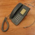 628724-5 25th system telephones, Ericsson Dialog 4220
