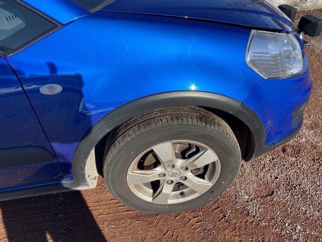 479530-2 Suzuki SX4 - DFE244 - 2011