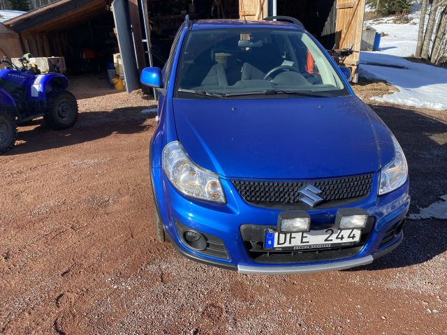 479530-3 Suzuki SX4 - DFE244 - 2011
