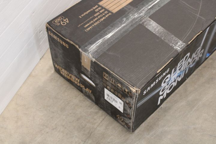 655663-3 Gaming screen Samsung 49 "Curved C49HG90D