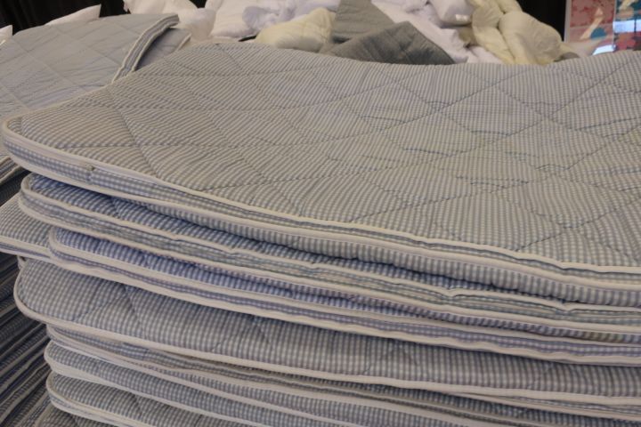 656303-7 10 beds, IKEA Sultan dawn, 90cm