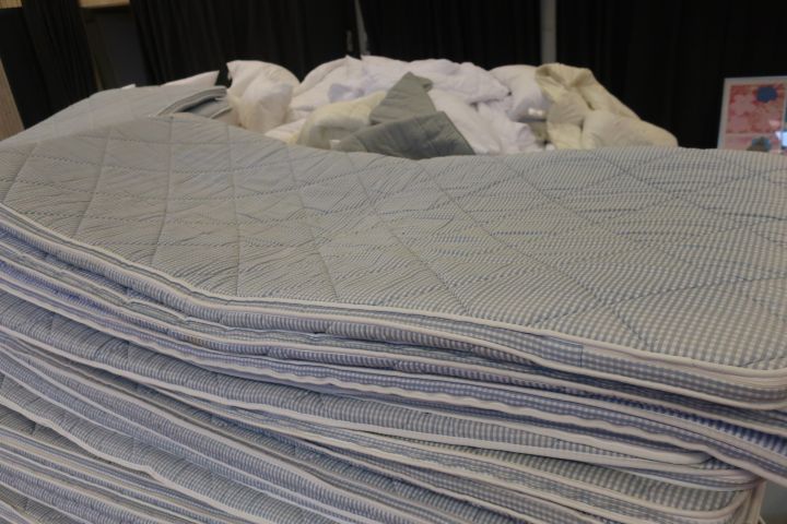 656303-8 10 beds, IKEA Sultan dawn, 90cm