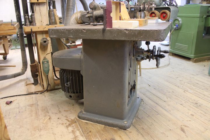 655905-6 Table saw Jonsered