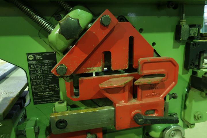 651330-4 Side cover, MUBEA Muhr & Bender MIW 600