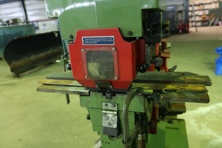 651330-18 Side cover, MUBEA Muhr & Bender MIW 600