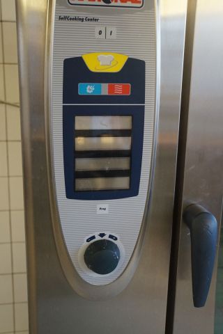 648747-2 Rational "self-cooking center 101"