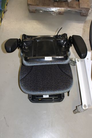 623325-2 Sears chair 3030D with compressed air suspension