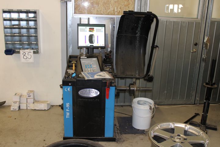 623436-1 Tire balancing machine Twin Busch TW F-95 -18