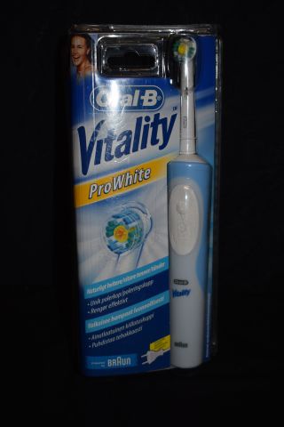 656351-3 4pcs Electric toothbrushes