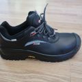 628812-1 7 pairs of work shoes, Sixton Peak Explorer, size 41-46