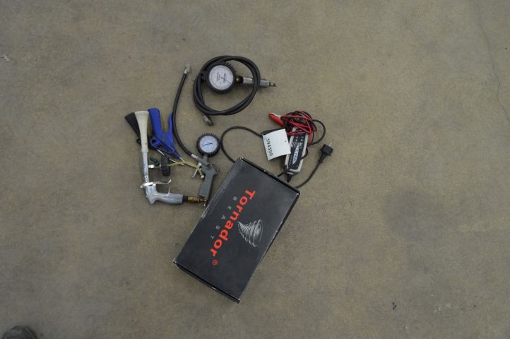 594359-6 CTEK 3600 and various accessories