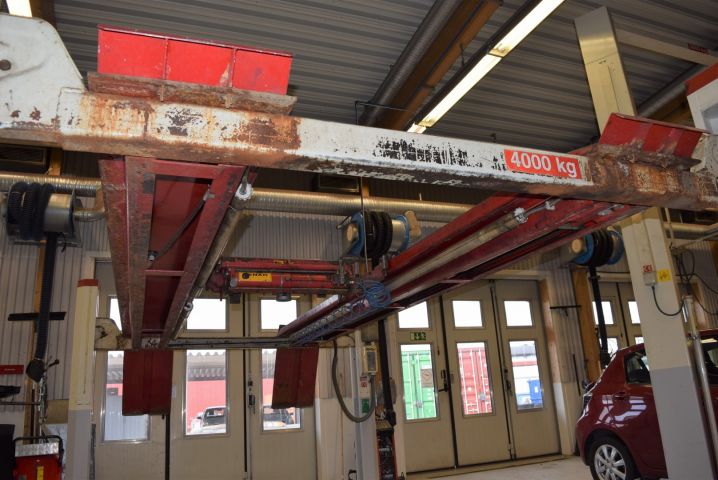 646371-26 4-pelarlyft Stertil Koni med domkraft - 4000 kg