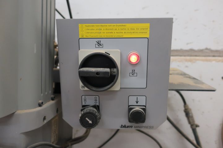 651403-4 Seed drill, Blum Minipress P