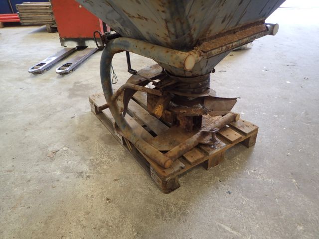 621048-12 Artificial manure spreader Bogballe