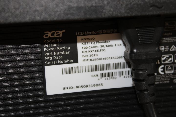 652976-4 Datorskärm, Acer + Tangentbord, Apple